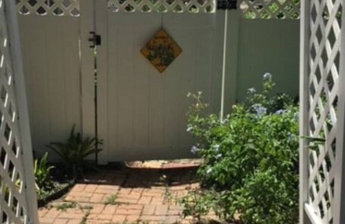 Mount Dora House | Butterfly House, Bedroom, Bath, Kitchen, Patio, Garden & Parking