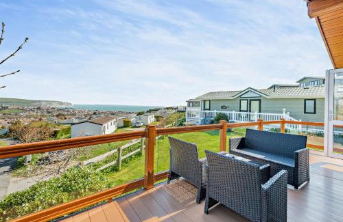 Swanage House | Butterfly Lodge