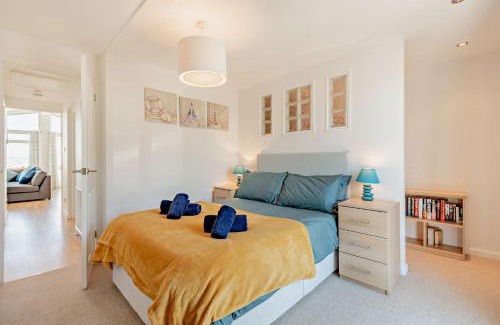 Swanage House | Butterfly Lodge