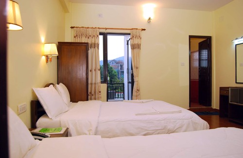 Pokhara Hotel | Butterfly Lodge