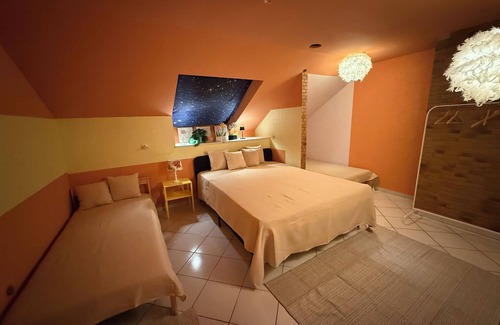Nievern Hotel | Butterfly | swimming pool-sauna-whirlpool-billiard-air hockey-ping-pong-football-BBQ