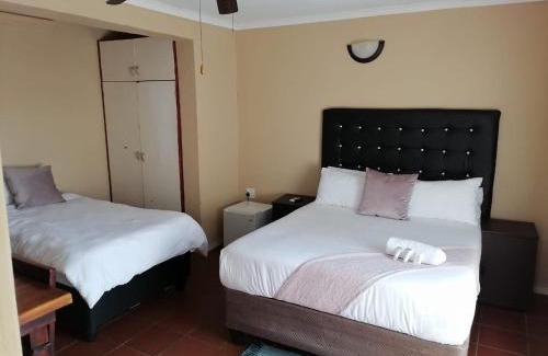 Phalaborwa House | Butterfly tree guesthouse