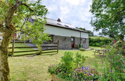 Brayford House | Button Stable