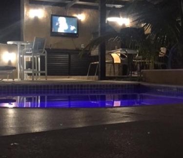 Alto de Buzios House | Buzios em Condomínio com piscina e Hidro aquecida