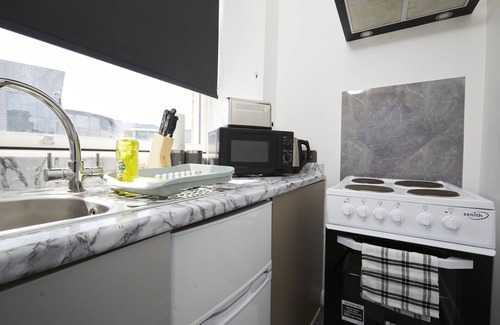 Huddersfield Apartment | BV Royal Comfy Studiosuite Queensgate Huddersfield