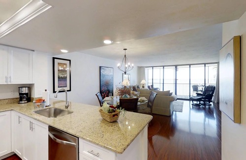 Punta Rassa Condo | BVT #133 CAPTIVATING WATER VIEW 2 BED CONDO MINUTES FROM SANIBEL ISLAND