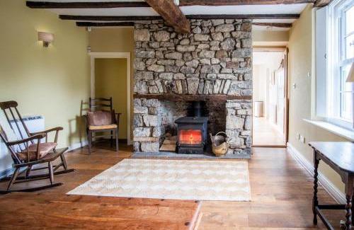 Crynant House | Bwthyn Berwig - 3 Bedroom Cottage - Llanrhidian