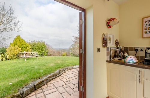 Gaerwen House | Bwthyn Bryn Coed - One Bedroom House, Sleeps 2