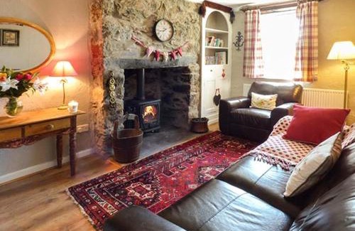 Llangaffo House | Bwthyn Megan