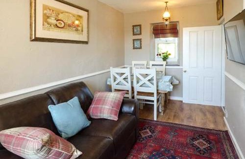Llangaffo House | Bwthyn Megan