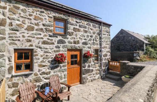 Garn Fadryn House | Bwthyn Siop Pencaerau