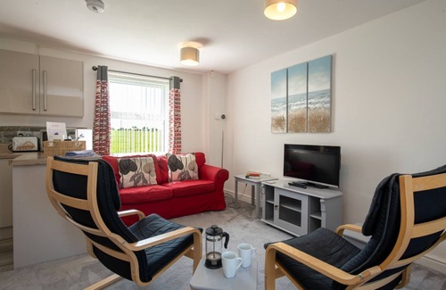 Ty Croes Cottage | Bwthyn Siwan: Two bedroom, pet-friendly holiday cottage