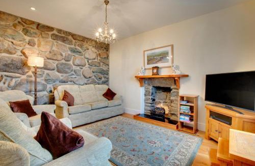 Talybont House | Bwthyn y Fferm