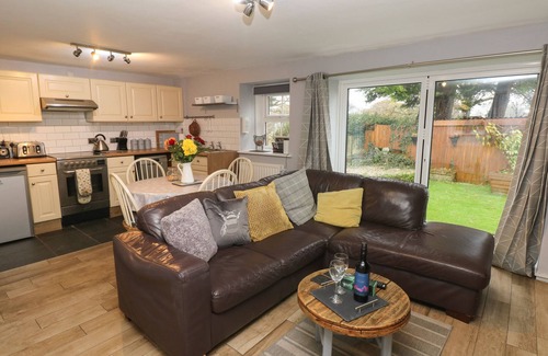 Crymych Cottage | Bwthyn Y Jacdo