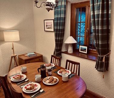 Betws-Y-Coed House | Bwythyn Ebrill, April Cottage