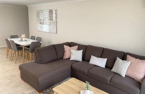 Broadwater Villa | By the Beach