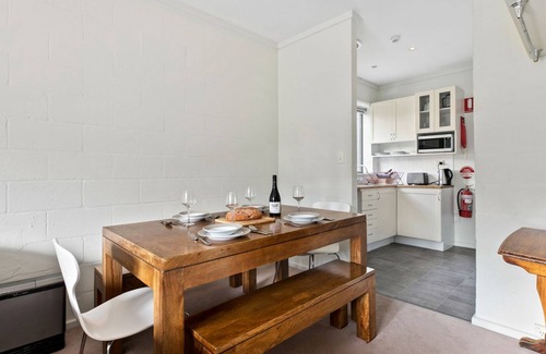 Thredbo Apartment | Byadbo 10 is a newly refurbished two-bedroom apartment in Thredbo.