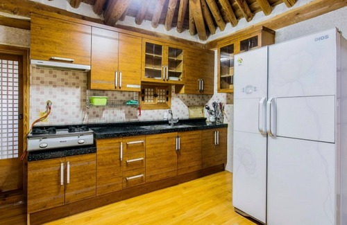Gyeongju House | Byeokdosan Hwangtobonga Pension