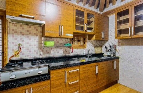 Gyeongju House | Byeokdosan Hwangtobonga Pension