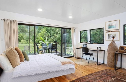 Byfield House | Byfield Beach-Lakes