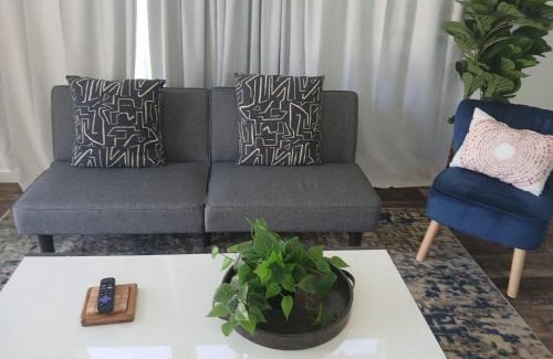 Owens Cross Roads House | Byrd 4 Tiny Stay Getaway