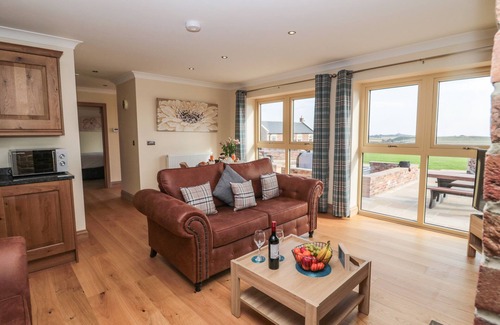 Embleton Cottage | BYRE COTTAGE, family friendly, character holiday cottage in Embleton