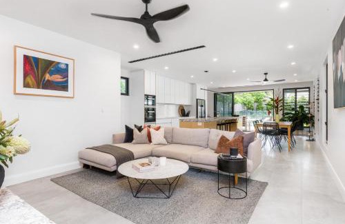 Suffolk Park House | Byron Bay Holiday Homes - Suffolk Beach Retreat