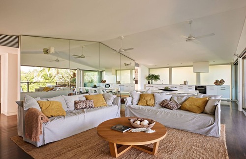 Byron Bay House | Byron Bay Villa by Contemporary Hotels