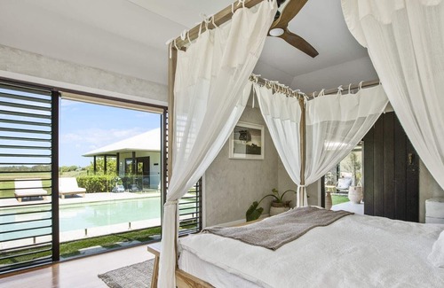Myocum House | Byron Stables (With Car Parking)