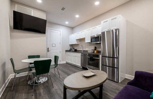 New Orleans Apartment | Bywater Suite Hotel