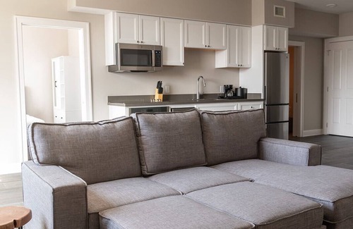 New Orleans Apartment | Bywater Suite Hotel