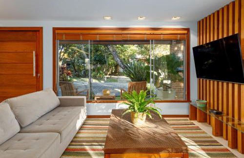 Praia Rasa House | Bz15 Linda casa 4 Suítes - Condomínio Clube