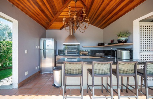 Praia Rasa House | Bz58 Beautiful house with private pool and lake view