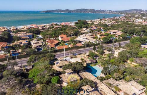 Praia Rasa House | Bz65 Casa a 150 metros da praia com 4 suítes