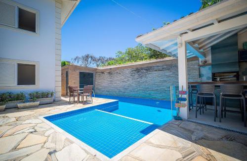 Porto Belo House | Bz79 Casa com Piscina e Sauna 180 metros da Praia!