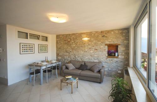 Gardola Apartment | Cà de l'Adamo - Theater Home