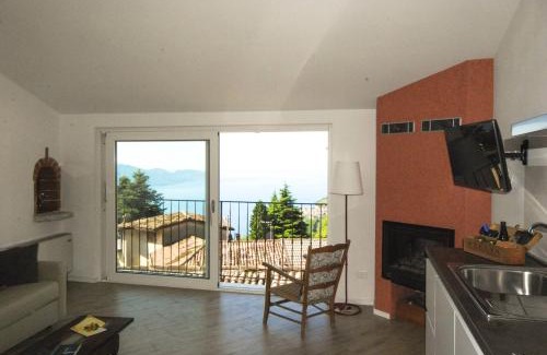 Gardola Apartment | Cà de l'Adamo - Theater Home