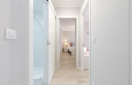 Maria Auxiliadora Apartment | Cálido en el corazón de Vigo by CABANA Rentals