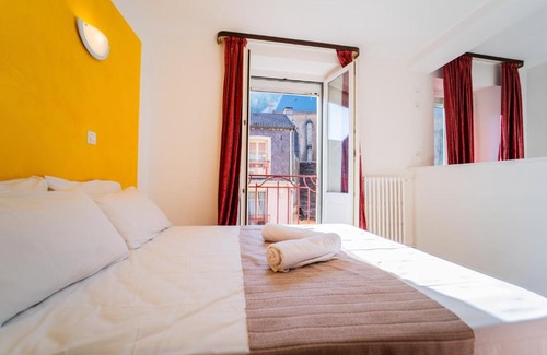 Plombieres-les-Bains Hotel | Céline hôtel le miridan