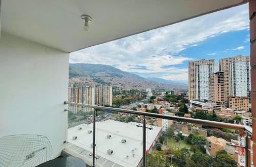 Bello Apartment | CÓMODO APARTAMENTO CERCA AL METRO LUMINOSO Y MUY AMBPLIO