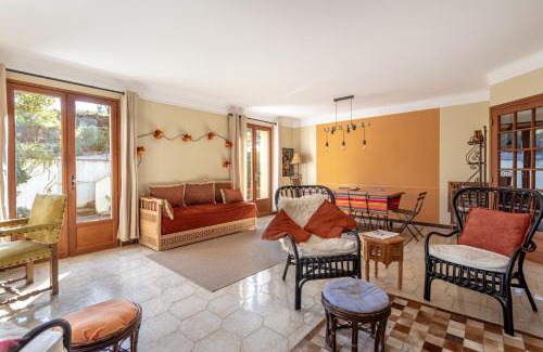 Ceret Apartment | Côté jardin- Appartement du haut