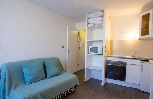 La Faviere Apartment | Côte d'Azur by Interhome