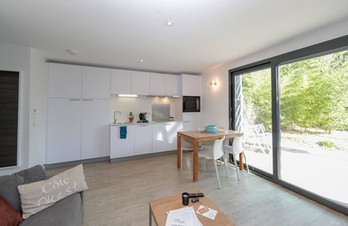 Sevrier Apartment | Côte Ouest AppartHotel