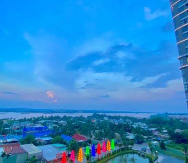 District 9 Apartment | Căn hộ Master có sofa giường view sông Đồng Nai