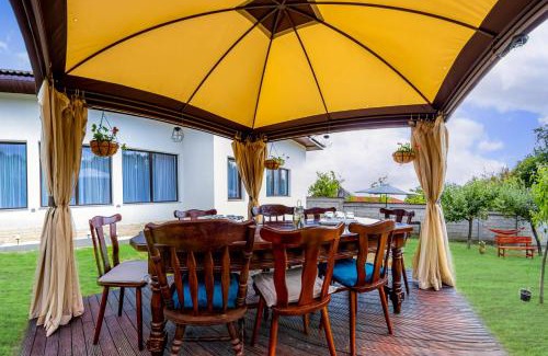 Novaci House | Căsuța din Plai