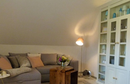 Bunde Apartment | C + C Huck / High quality holiday apartment. Long-term bookable, inquire about conditions.