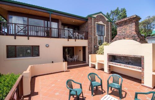 Bushman's River Mouth House | "C" Cottage overlooking the Bushmans River