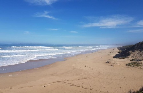 Outeniqua Strand Apartment | C-nic Route self-catering accommodation Glentana