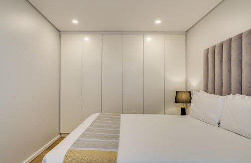 Three Anchor Bay Apartment | C on S in Sea Point