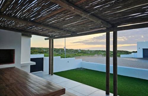 Jacobs Bay House | C-Rock Holiday Home Jacobs Bay